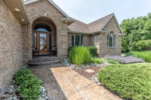 11614 N Hardwood Dr, Dewitt, MI 48820 photo 5