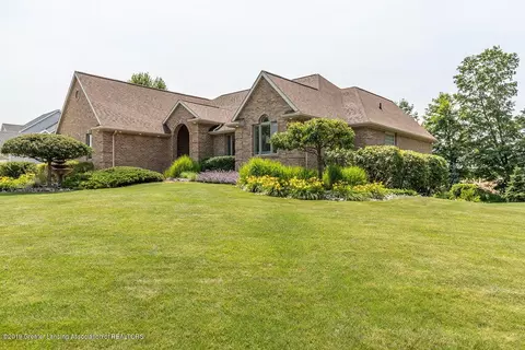11614 N Hardwood Dr, Dewitt, MI 48820 photo 2
