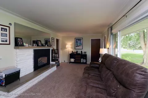 1045 Haslett Rd, Haslett, MI 48840 photo 6