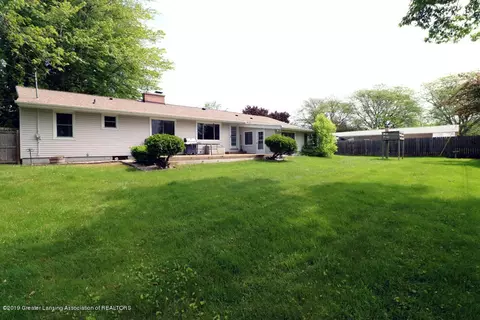 1045 Haslett Rd, Haslett, MI 48840 photo 22