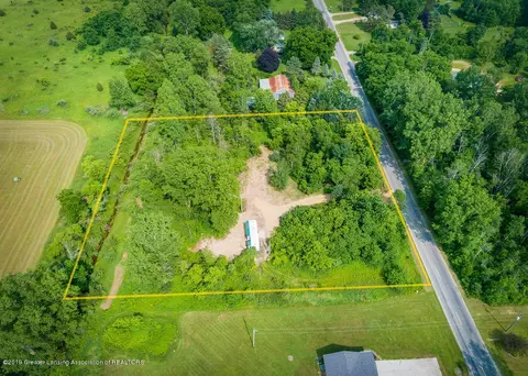 8691 E Colby Rd, Crystal, MI 48818 photo 2