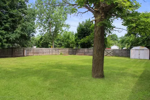229 E Front St, Ovid, MI 48866 photo 3