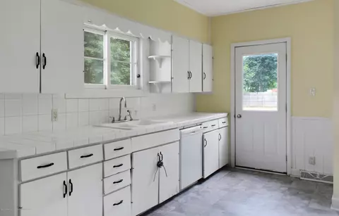 229 E Front St, Ovid, MI 48866 photo 5