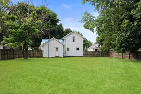 229 E Front St, Ovid, MI 48866 photo 2