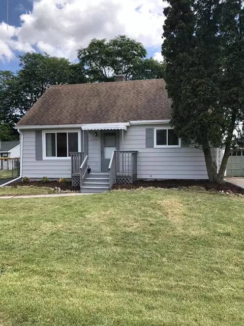2926 Alfred Ave, Lansing, MI 48906 photo 1