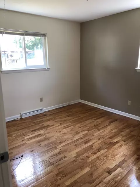 2926 Alfred Ave, Lansing, MI 48906 photo 5