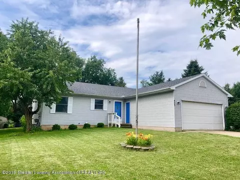 403 Brunswick Dr, Dewitt, MI 48820 photo 1