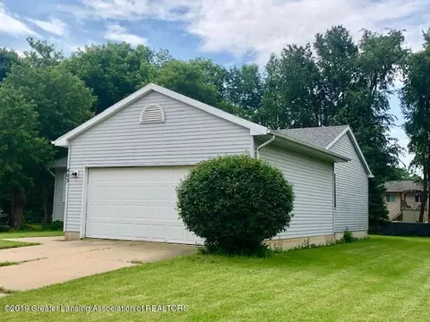 403 Brunswick Dr, Dewitt, MI 48820 photo 25