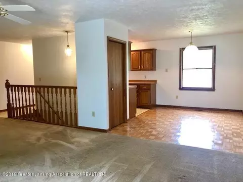 403 Brunswick Dr, Dewitt, MI 48820 photo 5