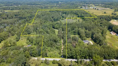 685 Gulick Rd, Haslett, MI 48840 photo 1
