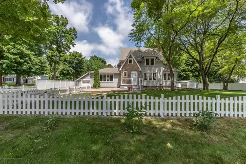 739 E Ash St, Mason, MI 48854 photo 1