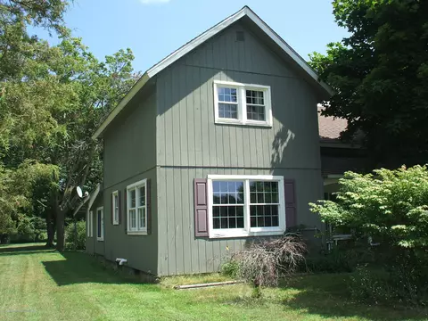 7782 N Welling Rd, Eureka, MI 48833 photo 2