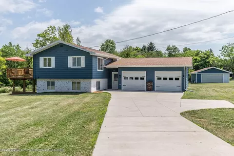 4602 N Smith Rd, Dimondale, MI 48821 photo 1