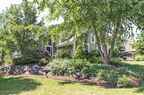 16830 Perry Rd, Haslett, MI 48840 photo 2