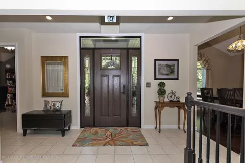 13053 Primrose Ln, Dewitt, MI 48820 photo 2