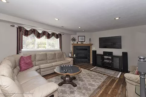 13053 Primrose Ln, Dewitt, MI 48820 photo 24