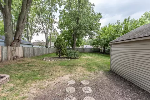1960 Phillips Ave, Holt, MI 48842 photo 20