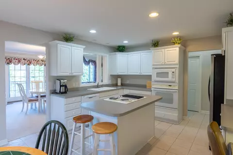 11725 Schavey Rd, Dewitt, MI 48820 photo 30