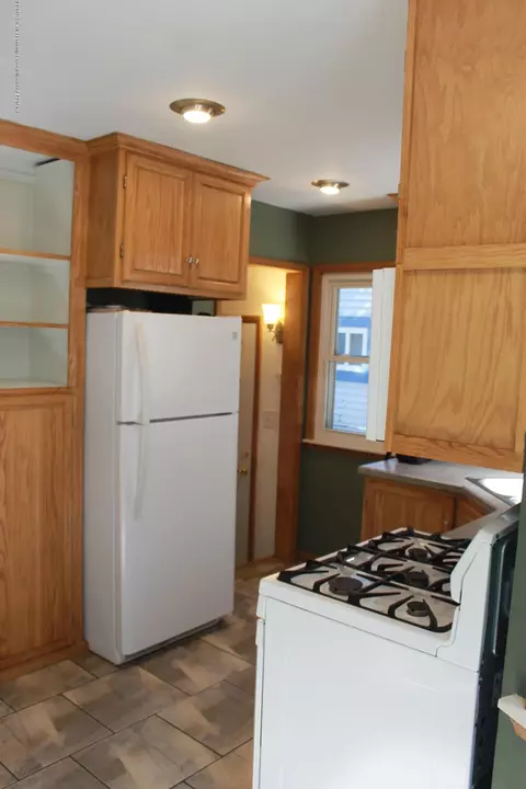 1805 Alpha St, Lansing, MI 48910 photo 11