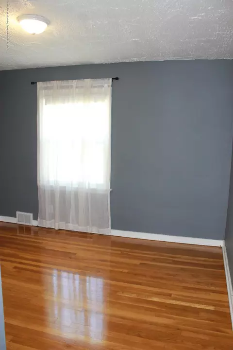1805 Alpha St, Lansing, MI 48910 photo 13