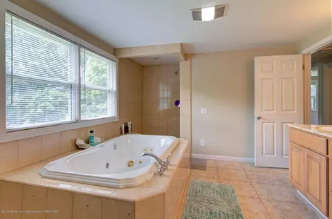 583 Haslett Rd, Williamston, MI 48895 photo 13
