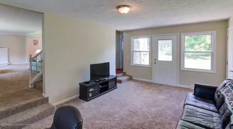 583 Haslett Rd, Williamston, MI 48895 photo 9