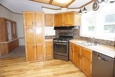 11935 Beardslee Rd, Perry, MI 48872 photo 9