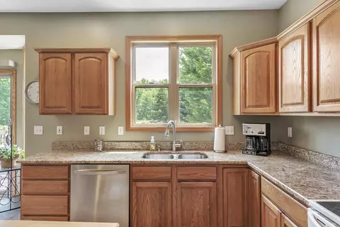 3199 Kari Cir, Dewitt, MI 48820 photo 15
