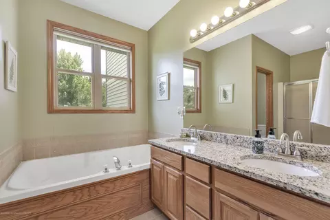 3199 Kari Cir, Dewitt, MI 48820 photo 22