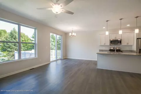 46 Harrogate Dr, Mason, MI 48854 photo 6