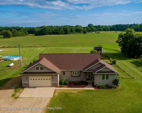 1623 E Maple Rapids Rd, Saint Johns, MI 48879 photo 5