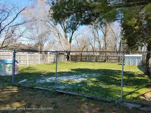 2198 Cedar St, Holt, MI 48842 photo 19