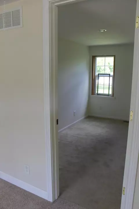 607 N Eifert Rd, Mason, MI 48854 photo 18