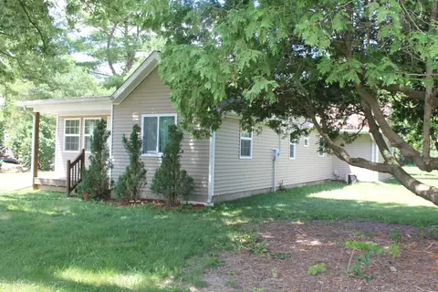607 N Eifert Rd, Mason, MI 48854 photo 2
