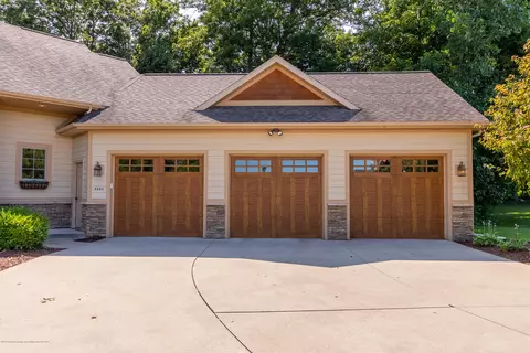 4485 Lavender Ln, Dewitt, MI 48820 photo 8