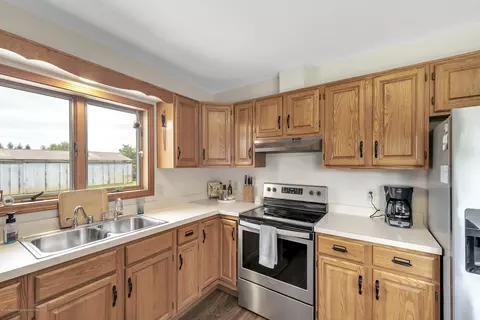 8843 W Howe Rd, Eagle, MI 48822 photo 15