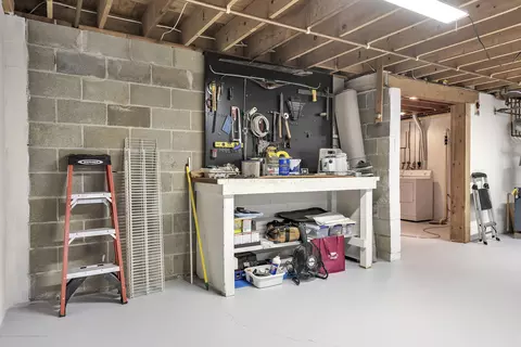 8843 W Howe Rd, Eagle, MI 48822 photo 32