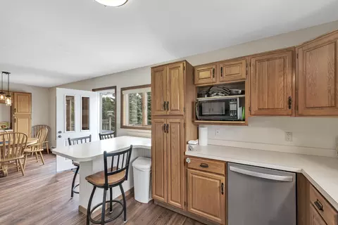 8843 W Howe Rd, Eagle, MI 48822 photo 12