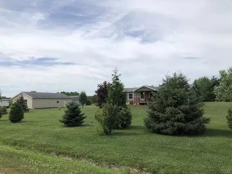 3951 E Miller Rd, Bancroft, MI 48414 photo 1