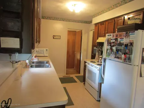 758 S Eifert Rd, Mason, MI 48854 photo 4