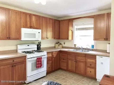 13531 Walnut St, Bath, MI 48808 photo 9
