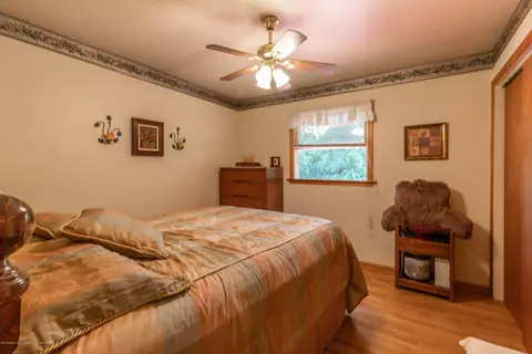 634 N Madison St, Perry, MI 48872 photo 23