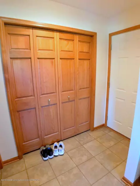 8450 W Howe Rd, Eagle, MI 48822 photo 25