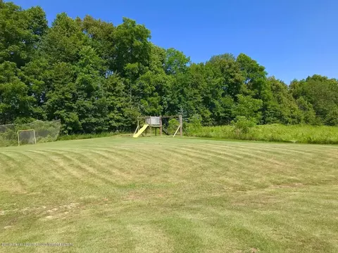 8450 W Howe Rd, Eagle, MI 48822 photo 31