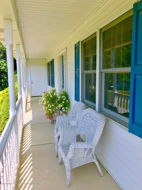 8450 W Howe Rd, Eagle, MI 48822 photo 27