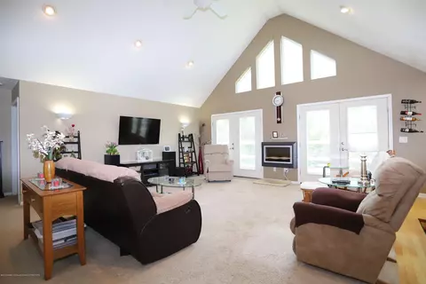 5452 E Dennis Rd, Webberville, MI 48892 photo 7