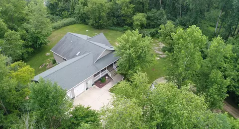 5452 E Dennis Rd, Webberville, MI 48892 photo 4