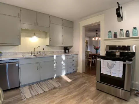 211 E Main St, Dewitt, MI 48820 photo 14