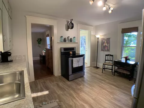 211 E Main St, Dewitt, MI 48820 photo 13