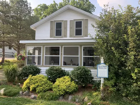 211 E Main St, Dewitt, MI 48820 photo 2
